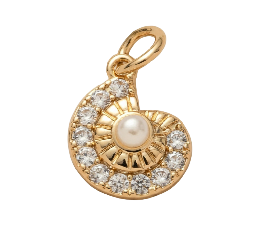 Conch with Pearl and Diamonds Charm