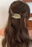 Seashell Hair Clip (Gold)