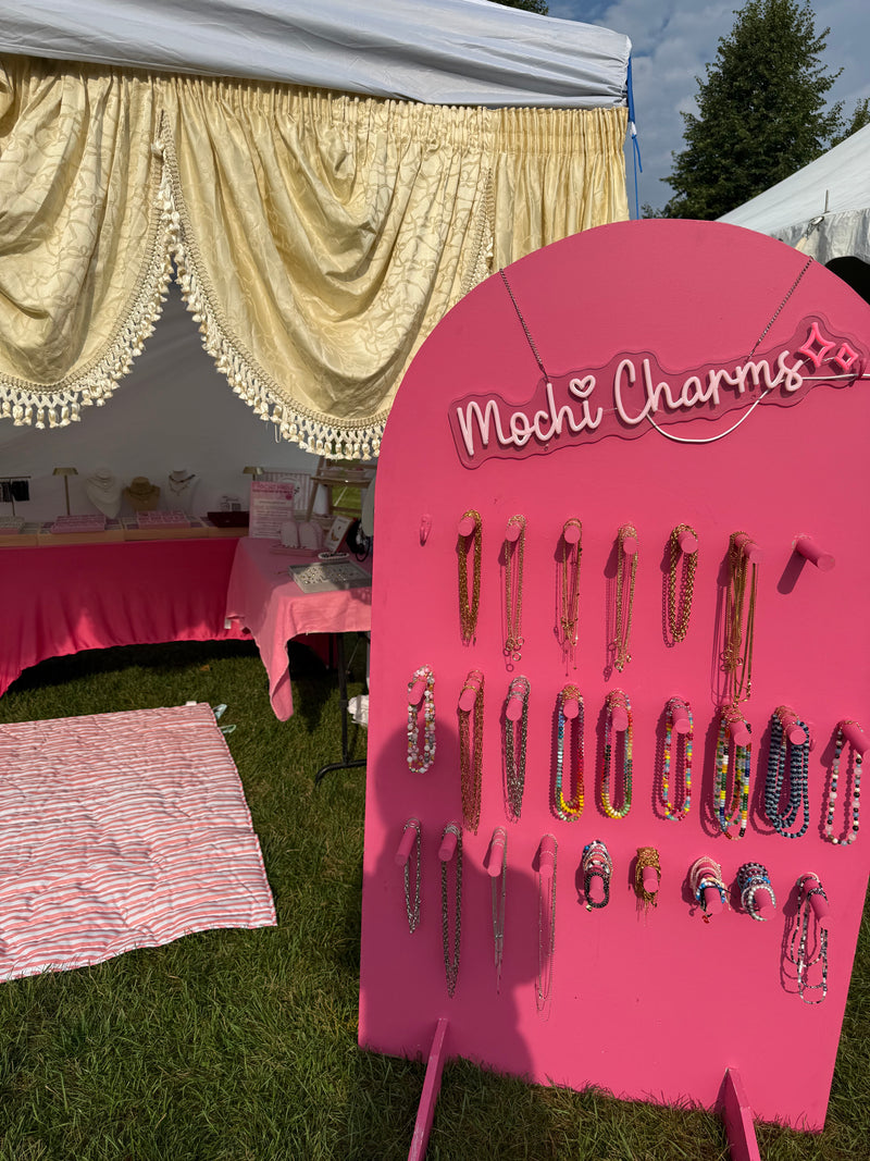 Market Pop Up with Studio 88
