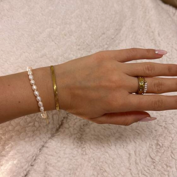 Pearl Bracelet (Gold)