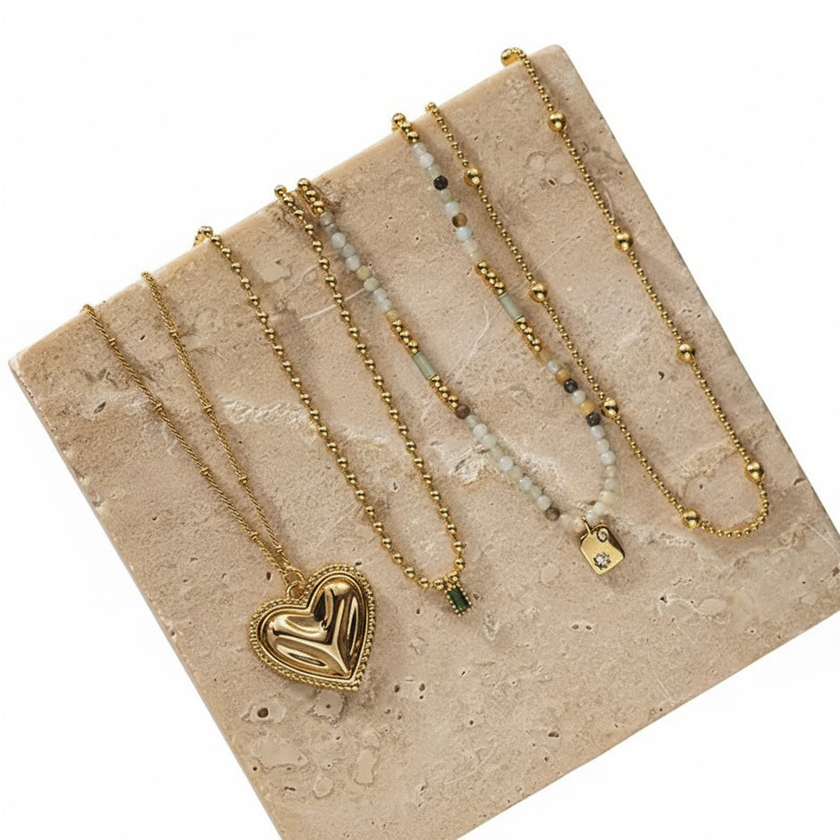 Vera Golden Necklace